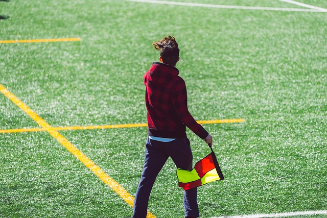 环足奖年度最佳中场候选：维尔茨、若昂-内维斯、佩德里在列